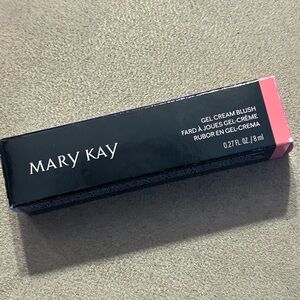 Mary Kay new in box,  gel, cream, blush, Dewey peach